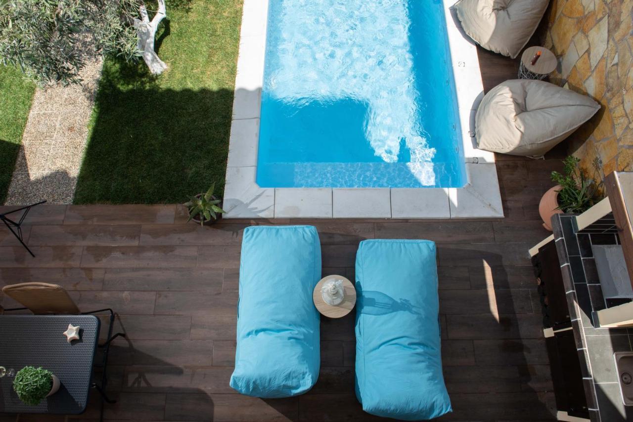 Dandy Villas Nea Roda - Melodic Waves - Private - Pool - Parking - Cellar Ngoại thất bức ảnh